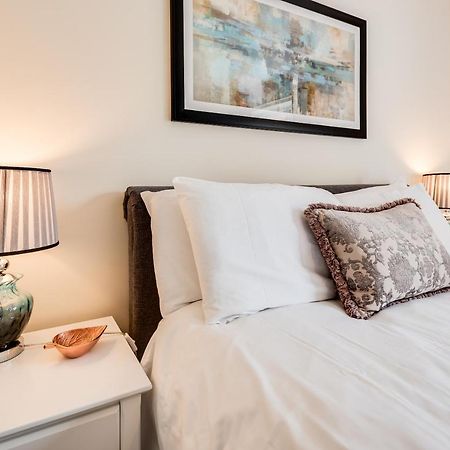 Modern 2 Bedroom Apartment In Popular Jericho !!! Oxford Extérieur photo