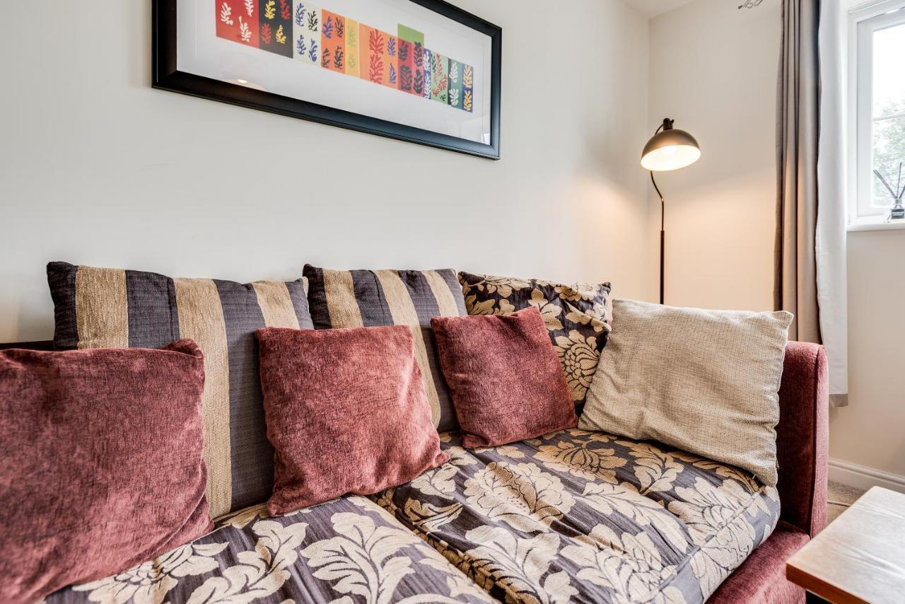 Modern 2 Bedroom Apartment In Popular Jericho !!! Oxford Extérieur photo